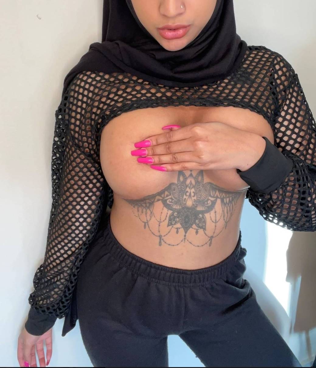 Halkalı Escort Bayan Esmayla Otelde Saatlerce Sevişme